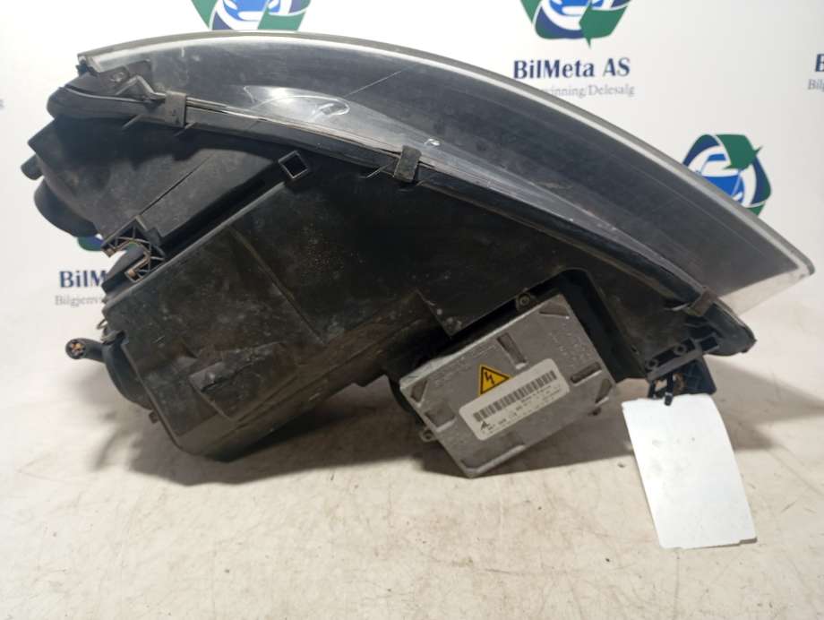 Frontlykt høyre xenon til Audi A3 2003-2008 (Type II, Fase 1)  (|8p0941004r|0301231272)