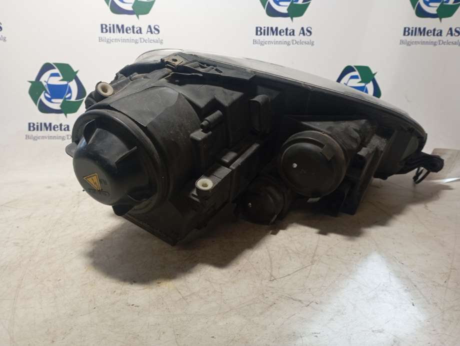 Frontlykt venstre xenon til VW Golf V, Combi 2003-2008  (|1k6941031|0301212271)