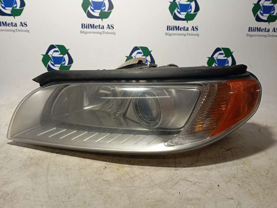 Frontlykt venstre xenon til Volvo V70 2007-2013 (Type III, Fase 1) (|31214347)