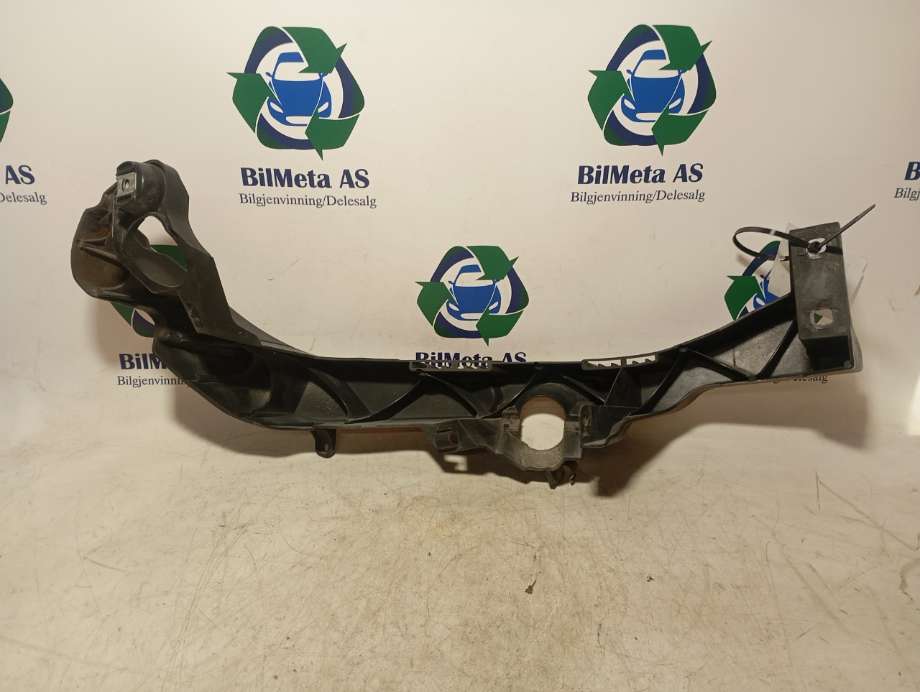 Frontlyktehus til BMW 3-Serie 2005-2011 (E90/E91/E92/E93) (E90/E91/E92/E93) (|51117154723)