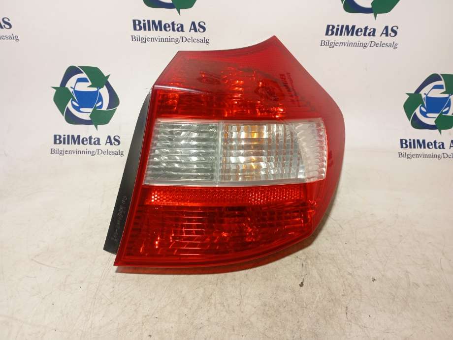 Baklykt venstre til BMW 1-Serie 2004-2011 (E81/E82/E87/E88) (E81/E82/E87/E88) (|6924501)