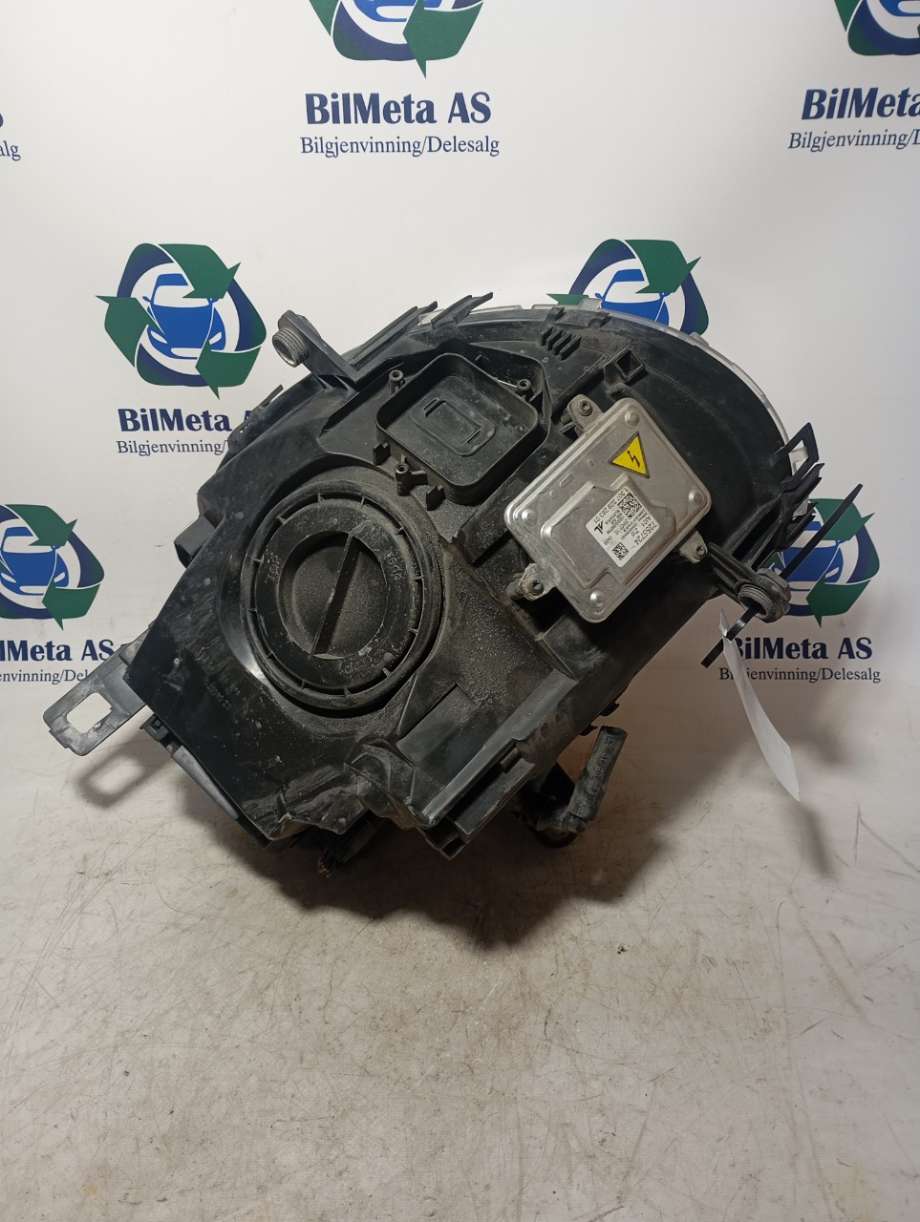 Frontlykt høyre xenon til Mini One/Cooper 2007-2014 (R55-57) (R55-57) (|0301225274)