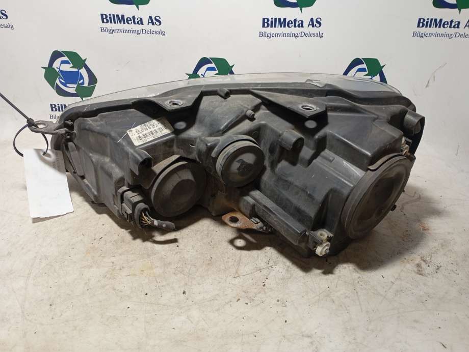 Frontlykt høyre halogen til VW Golf VI 2008-2012  (|5k1941006k)