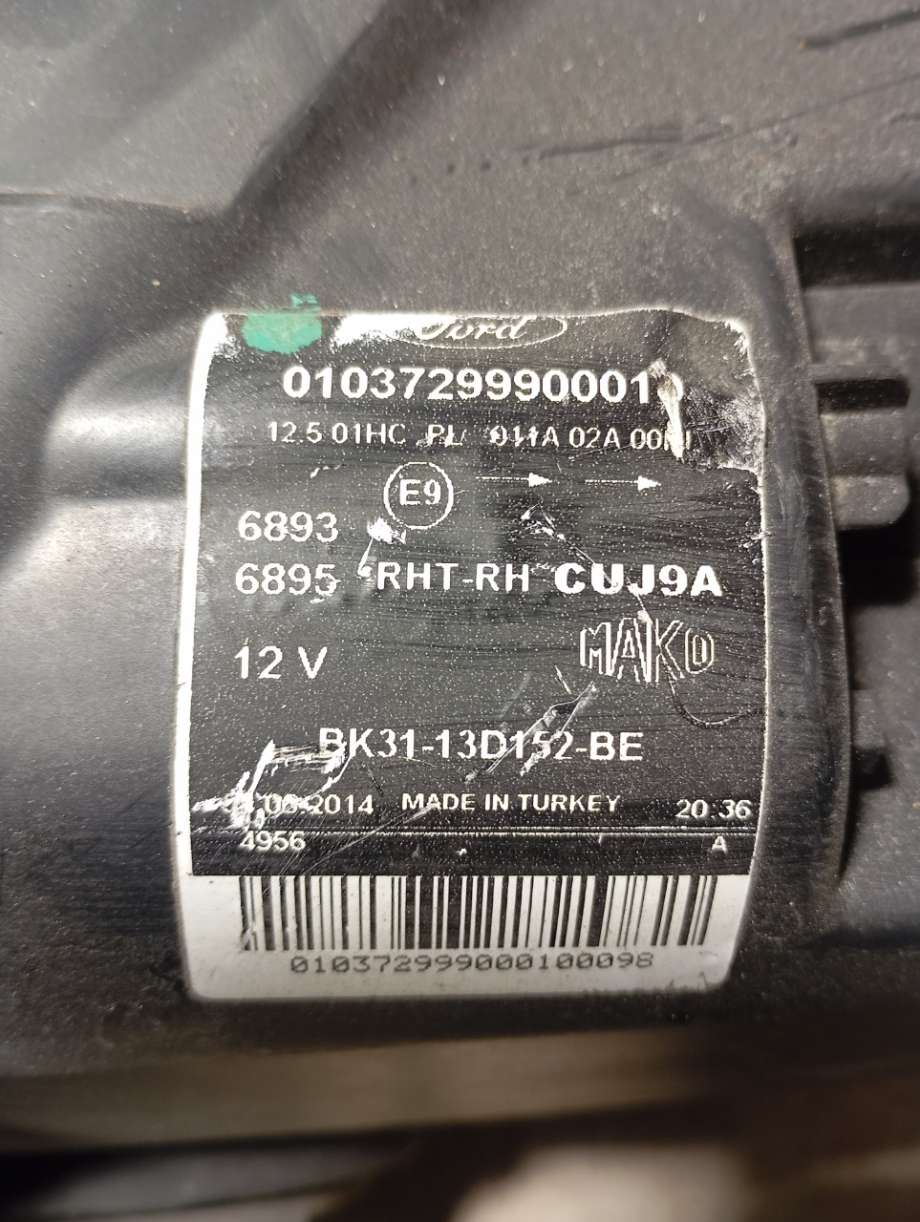 Frontlykt høyre halogen til Ford Transit 2014-->>  (|BK3113D152BE)