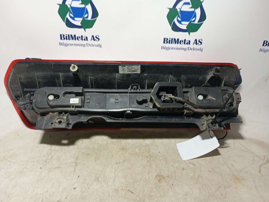Baklykt venstre til Ford Transit 2014-->>  (|bk3113405ag)
