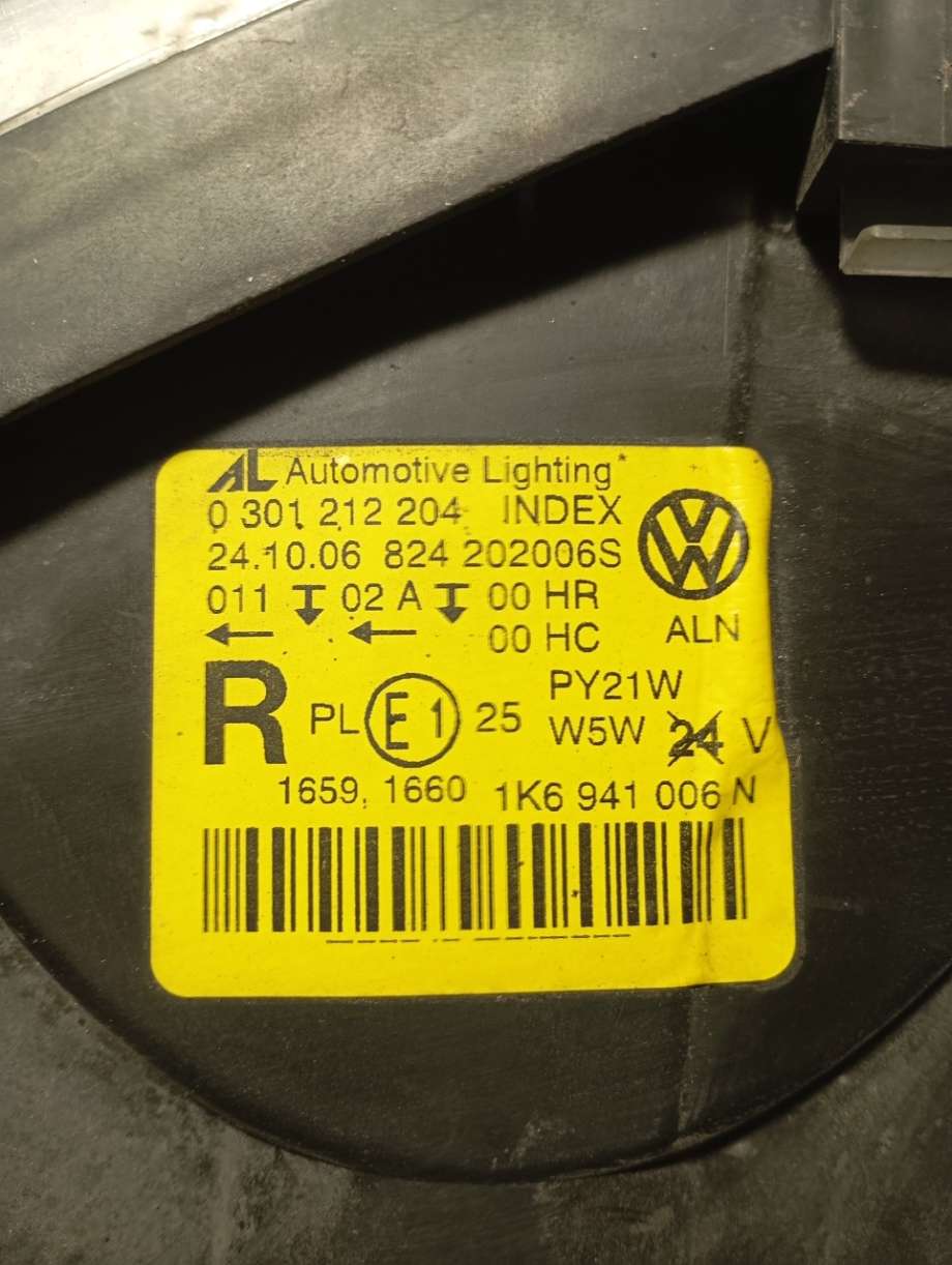 Frontlykt høyre halogen til VW Golf V, Combi 2003-2008  (|1k6941006n)