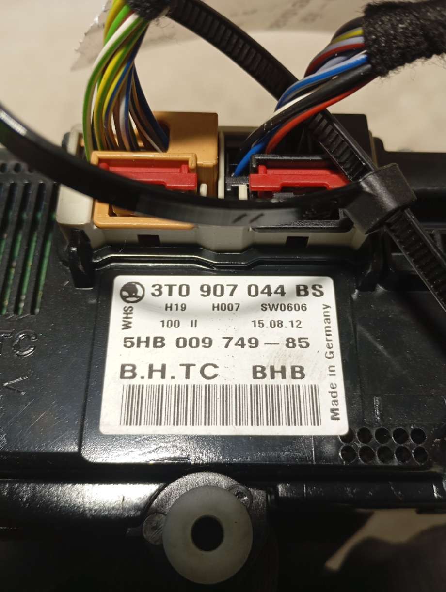 Varmeapparat betjening til Škoda Superb 2008-2015 (Type II)  (|3t0907044bs)