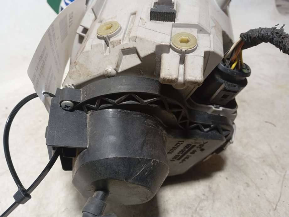Frontlykt venstre halogen til VW Beetle 1998-2010 (Type I) (|1c0941005)