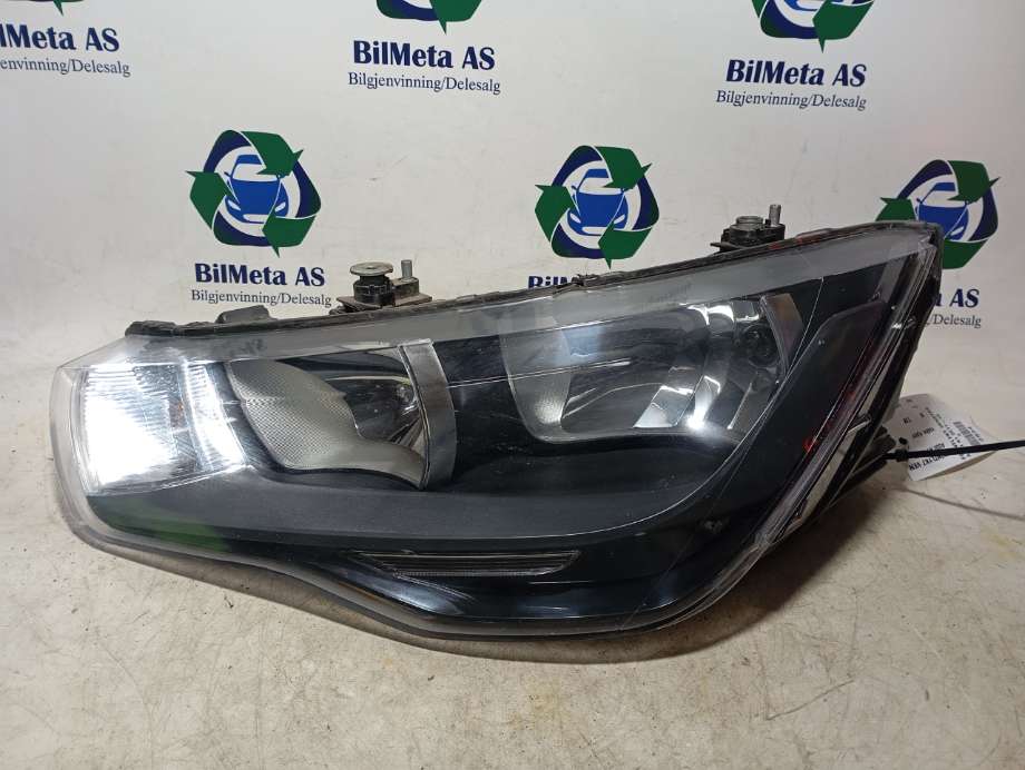 Frontlykt venstre halogen til Audi A1 2010-2014 (Type I, Fase 1)
