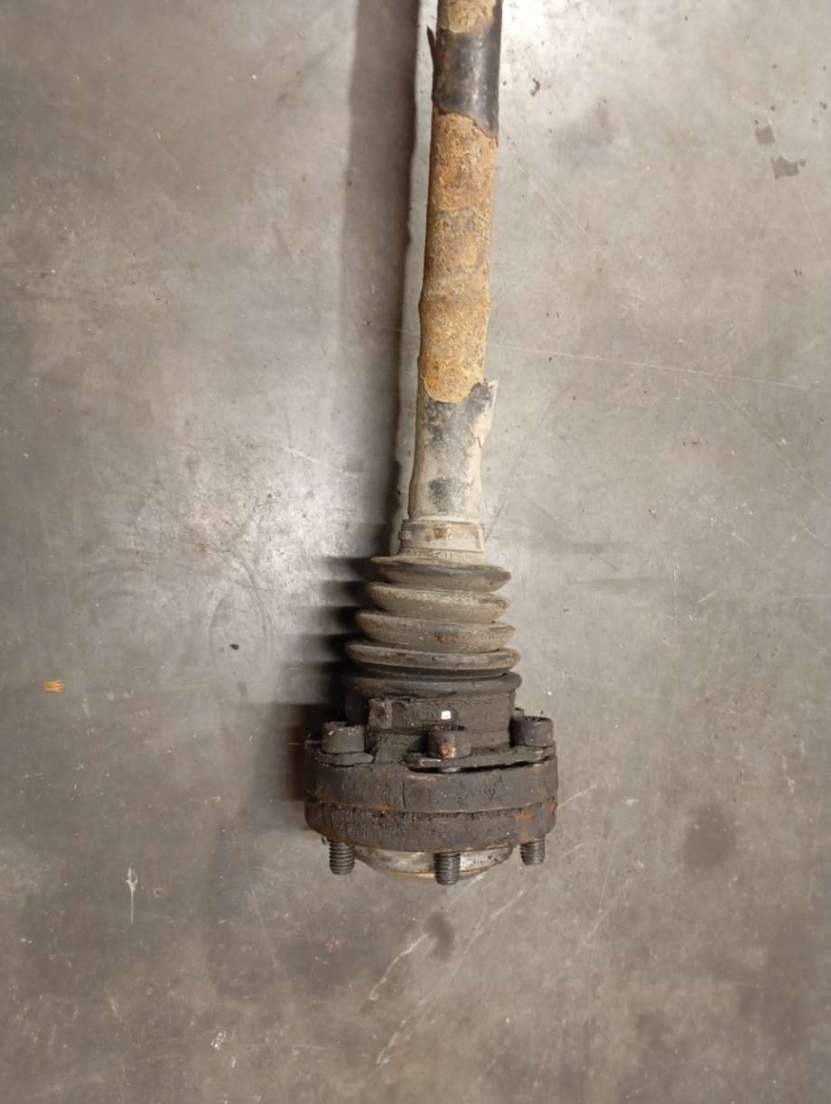 Drivaksel høyre bak til VW Transporter / Caravelle 2003-2009 (Fase 1) (T5) (T5) 