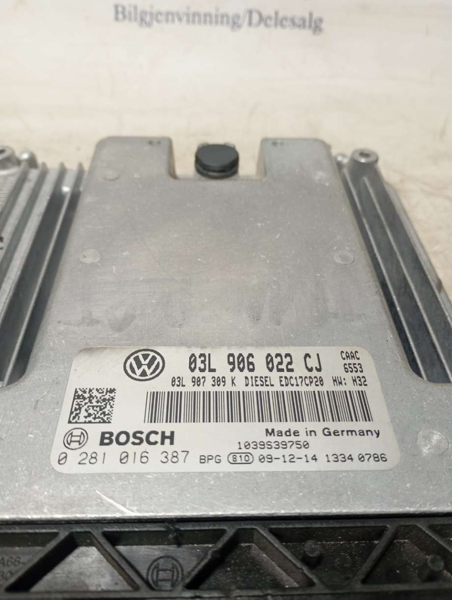 Styreenhet motor til VW Transporter / Caravelle 2003-2009 (Fase 1) (T5) (T5) (|03l906022cj)