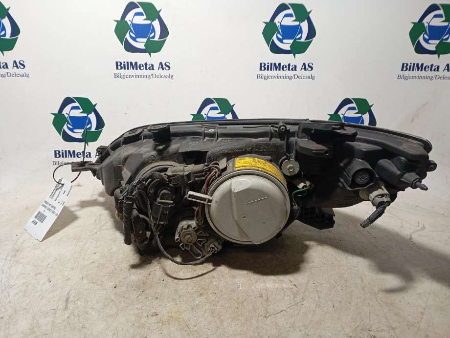 Frontlykt høyre xenon til Subaru Legacy 2007-2009 (Type IV, Fase 2)  