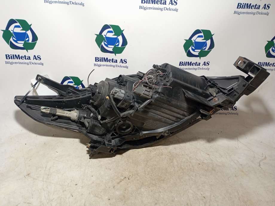 Frontlykt venstre halogen til Mazda 5 2005-2010 (Type I)