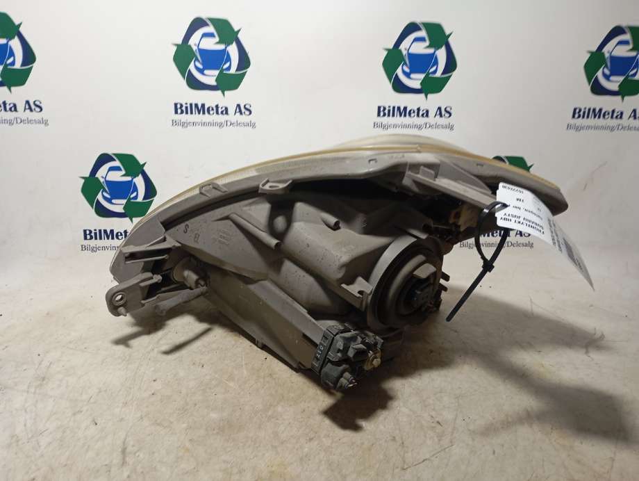 Frontlykt høyre halogen til Subaru Justy 1984-1995 (Type I)