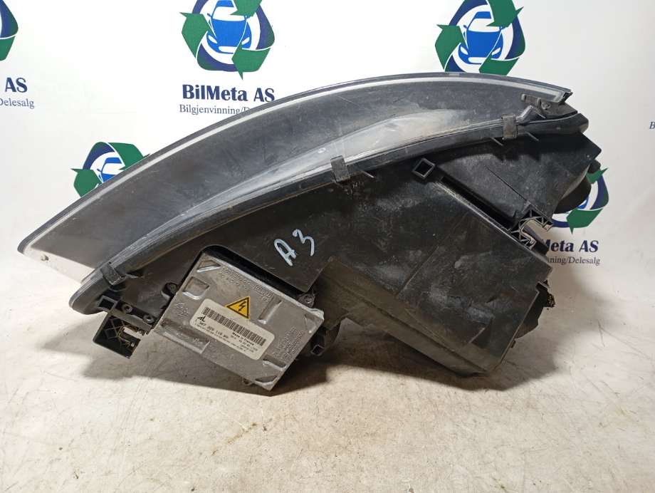 Frontlykt venstre xenon til Audi A3 2003-2008 (Type II, Fase 1)  (|8p0941003r|0301231271)