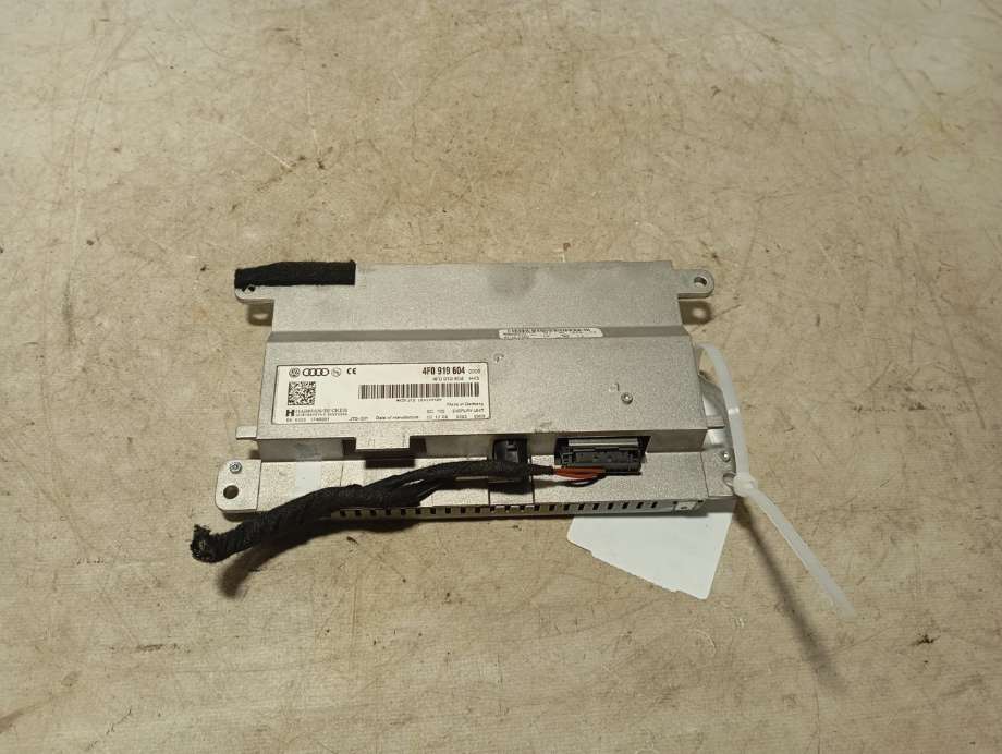 Multimedia display (MCU - Media Controller Unit) til Audi A6 2005-2008 (Type III, Fase 1) (C6) (C6) (|4f0919604)