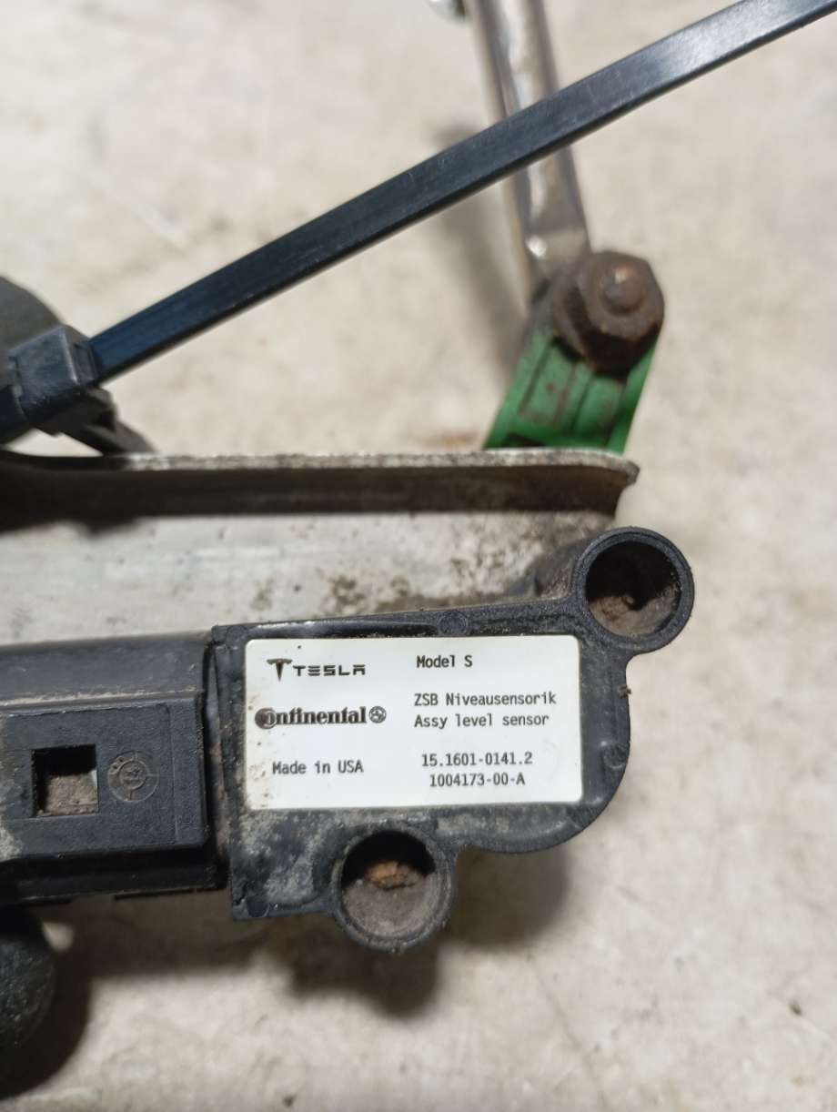 Sensor nivå til Tesla Model S 2013-2016 (Fase 1)  (|15160101412)