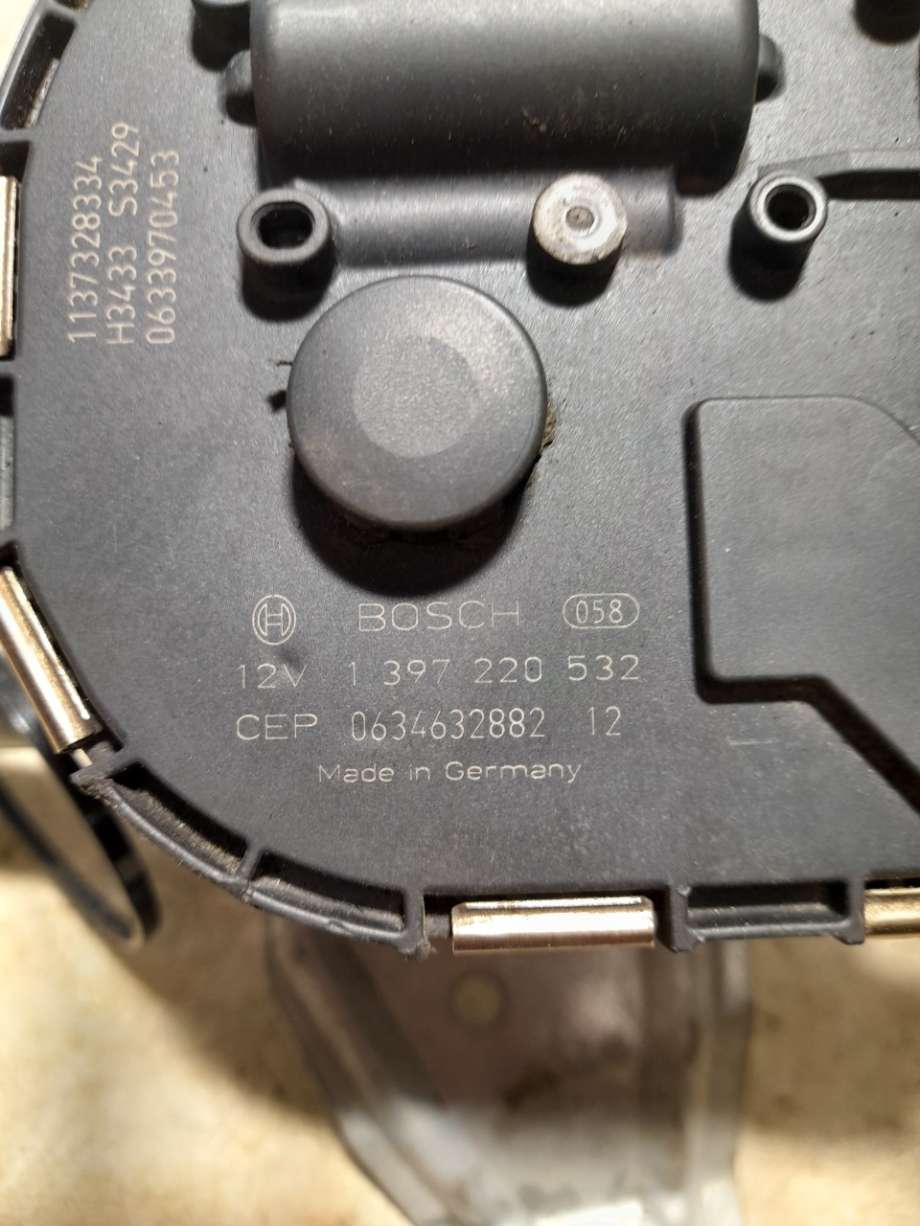 Viskermotor frontrute til VW Passat 2005-2010 (B6) (B6) (|1397220532)