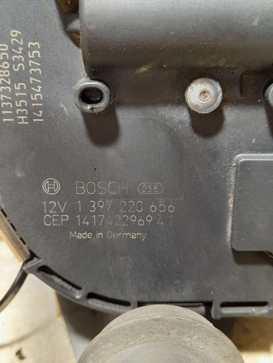 Viskermotor frontrute til VW Caddy 2010-2015 (Type III, Fase 2) (|1397220656|3397021378)