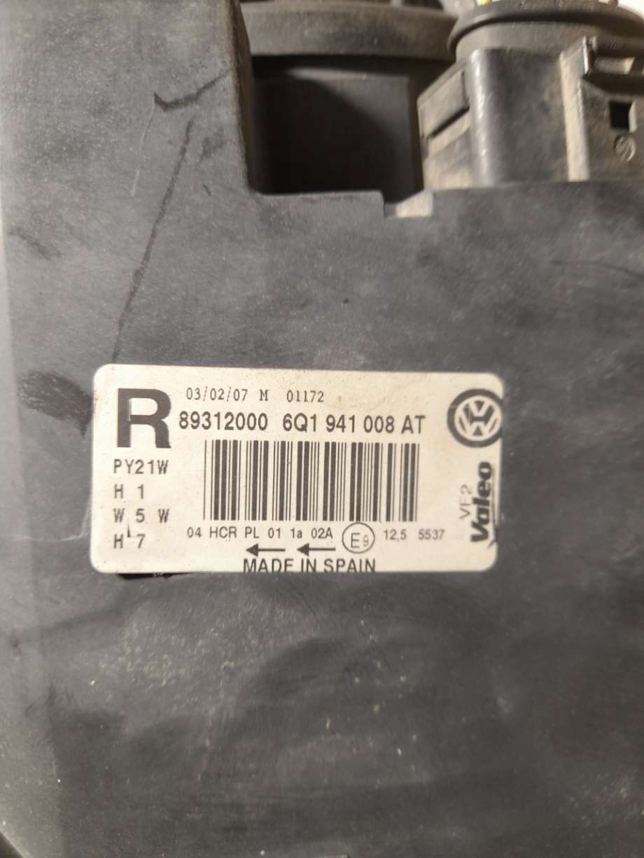 Frontlykt høyre halogen til VW Polo 2005-2009 (Type IV, Fase 2) (|6q1941008at)