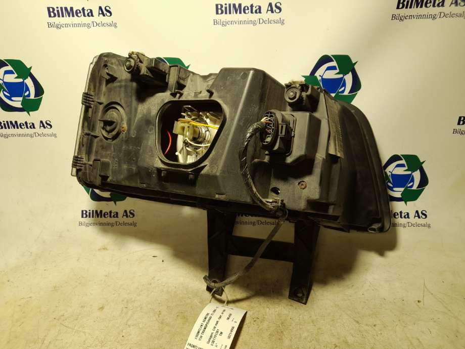 Frontlykt venstre halogen til VW Transporter / Caravelle 2003-2009 (Fase 1) (T5) (T5) (|0301191301)