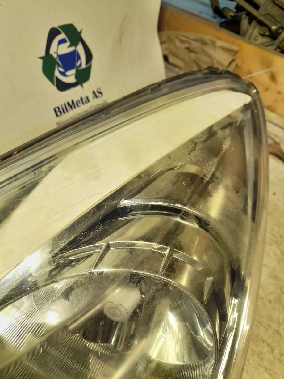 Frontlykt venstre halogen til Citroën C3 2010-2016 (Type II) (|9673814980)