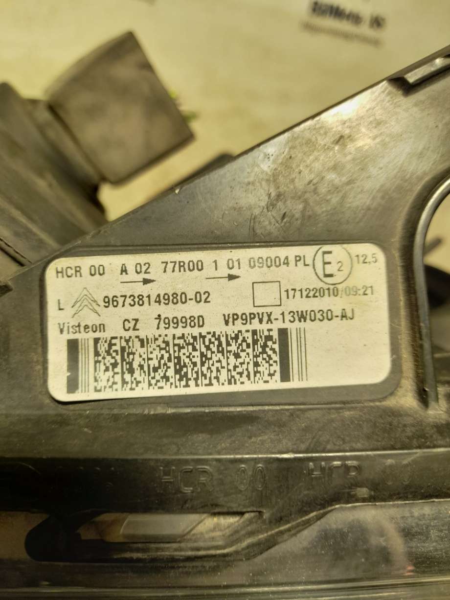 Frontlykt venstre halogen til Citroën C3 2010-2016 (Type II) (|9673814980)