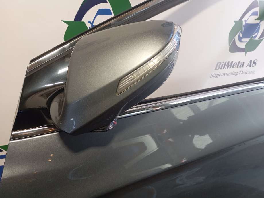 Dør venstre foran til Hyundai i40 2012-2017