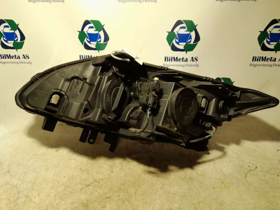 Frontlykt høyre halogen til Renault Laguna 2008-2010 (Type III, Fase 1) (|260100033r)