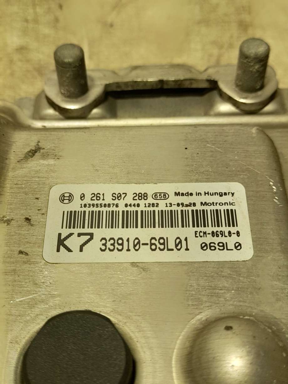 Styreenhet motor til Suzuki Swift 2011-2017  (|3391069l01|0261s07288)