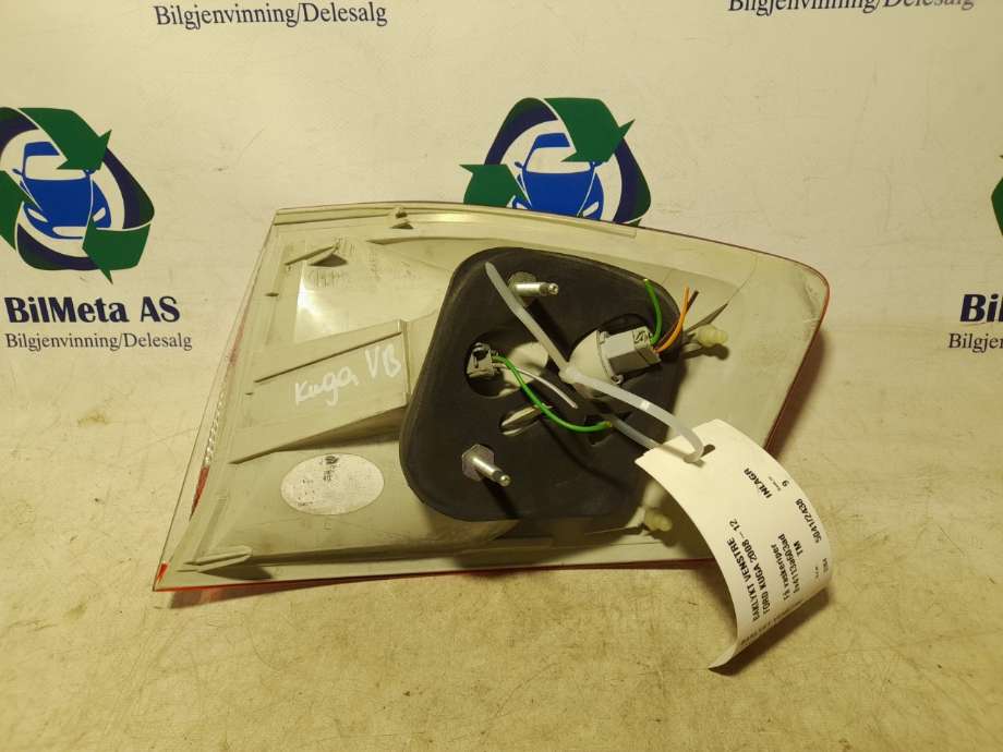Baklykt venstre til Ford Kuga 2008-2012 (Type I)  (|8v4113a603ad)