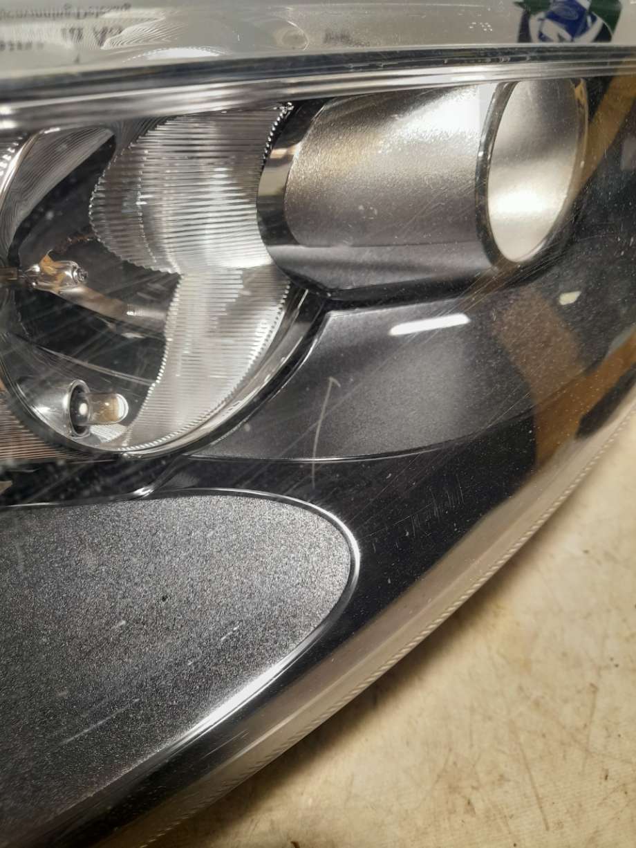 Frontlykt høyre halogen til Ford Fiesta 2008-2012 (Type VI, Fase 1)  