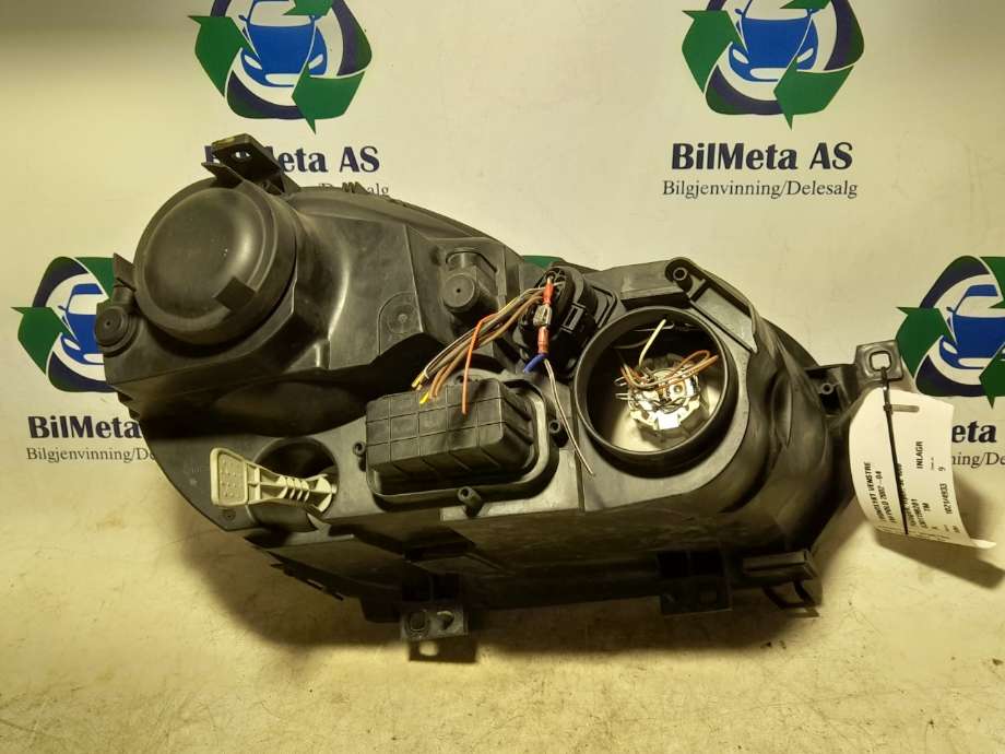Frontlykt venstre halogen til VW Polo 2002-2005 (Type IV, Fase 1)  (|0301190201|6q1941007m)