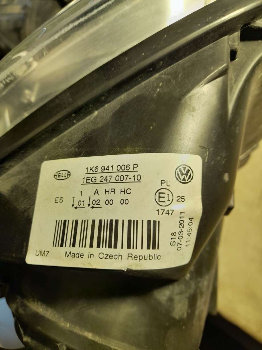 Frontlykt høyre halogen til VW Golf V, Combi 2003-2008  (|1k6941006p)