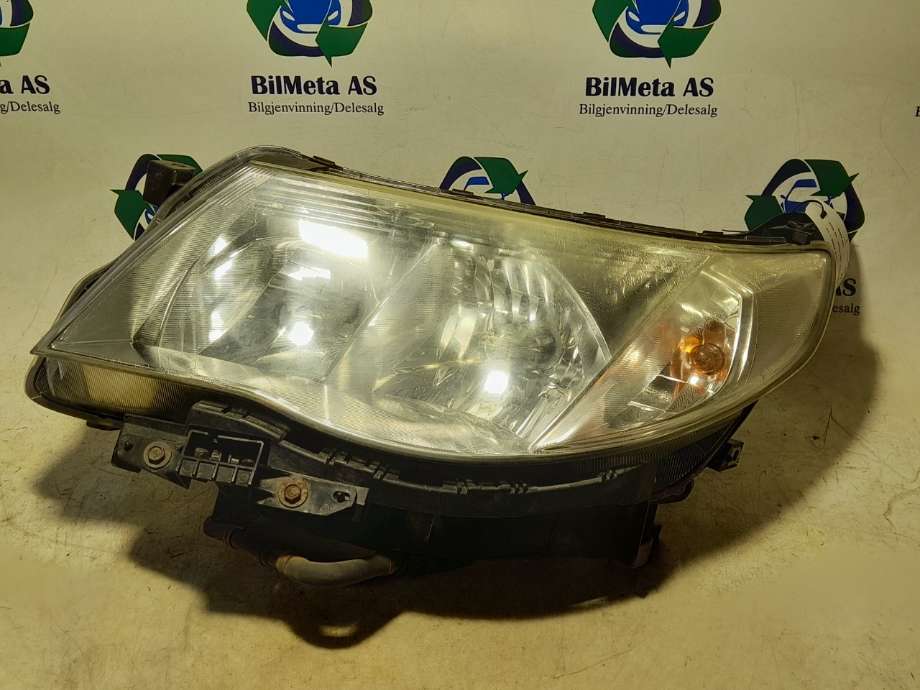 Frontlykt venstre xenon til Subaru Forester 2008-2013 (Type III)