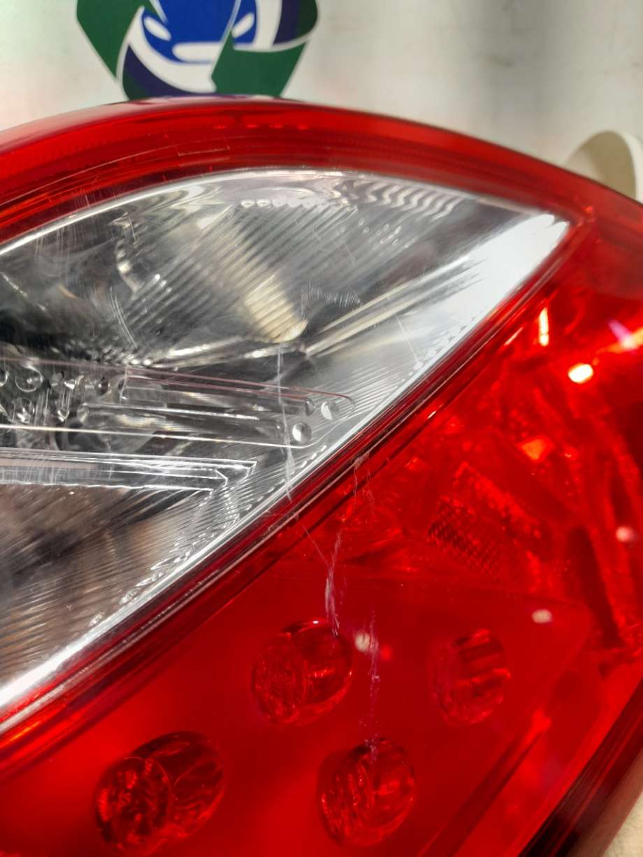 Baklykt venstre til Mazda 2 2007-2010 (Type II, Fase 1)  