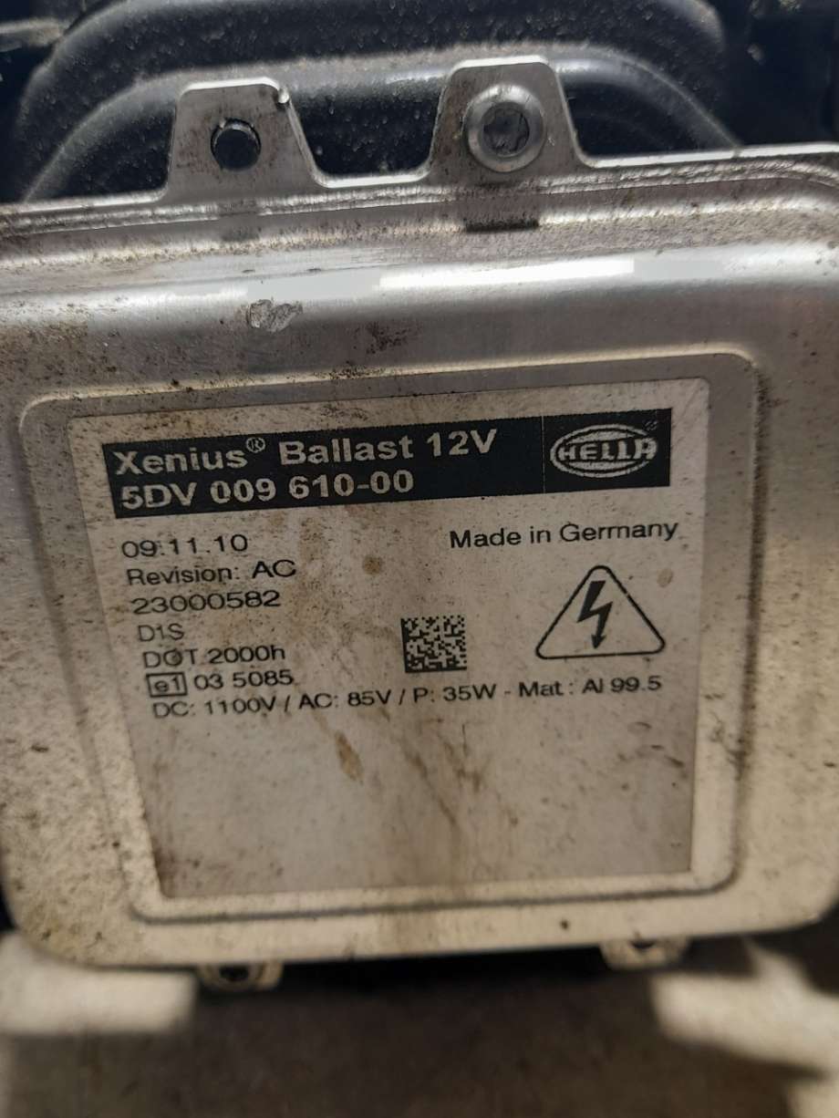 Frontlykt venstre xenon til Škoda Octavia 2005-2008 (Type II, Fase 1) (|1z1941015g)