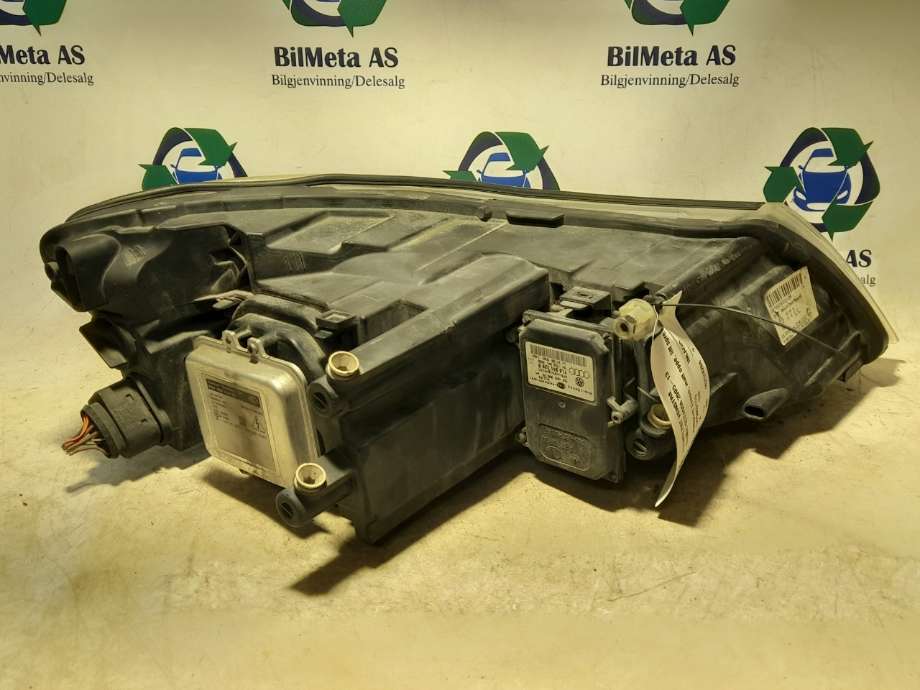 Frontlykt venstre xenon til Škoda Octavia 2005-2008 (Type II, Fase 1) (|1z1941015g)