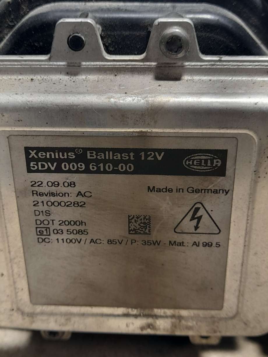 Frontlykt venstre xenon til Škoda Octavia 2005-2008 (Type II, Fase 1) (|1z1941015g)