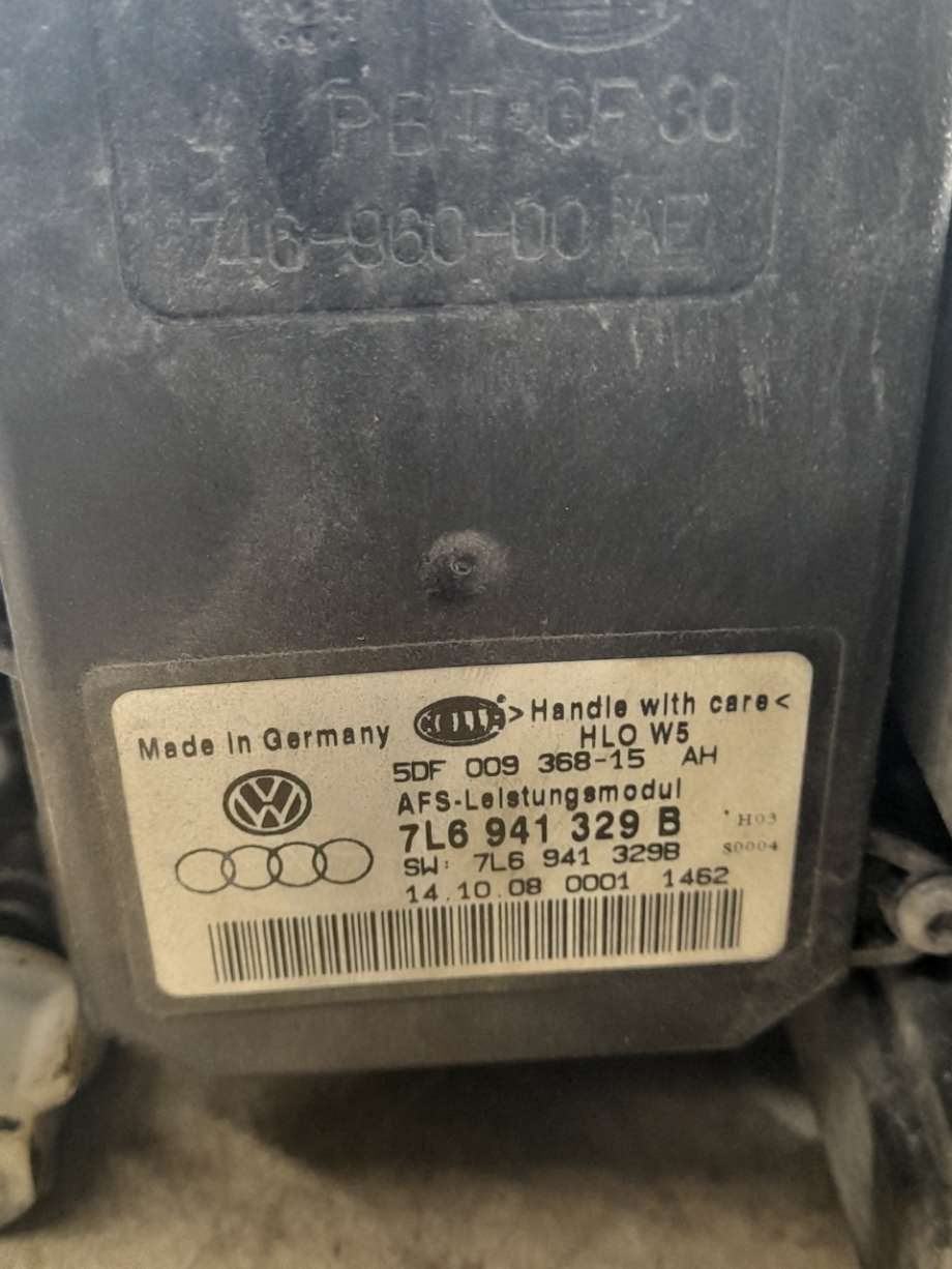 Frontlykt venstre xenon til Škoda Octavia 2005-2008 (Type II, Fase 1) (|1z1941015g)