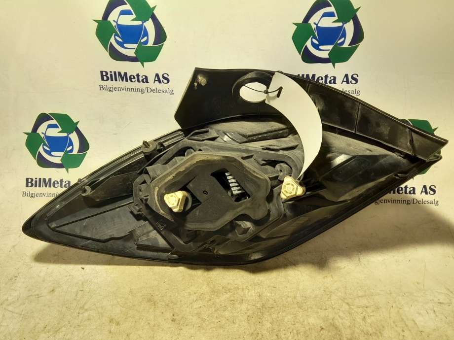 Baklykt høyre til Opel Astra H 2004-2009  