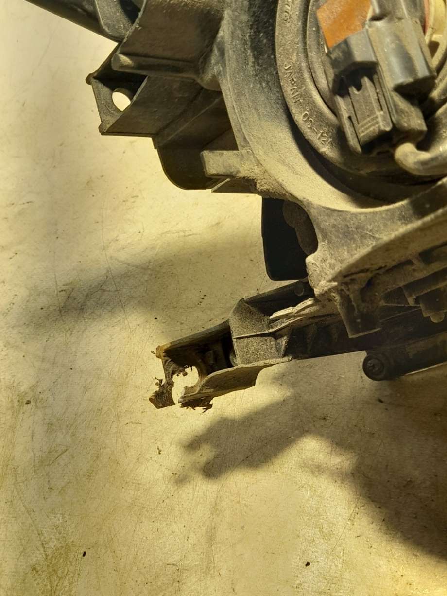 Frontlykt venstre halogen til Mazda 6 2008-2010 (Type II, Fase 1)