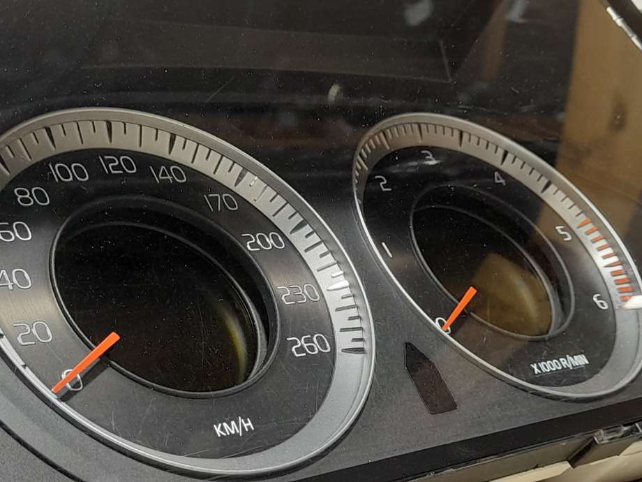 Speedometer til Volvo V70 2007-2013 (Type III, Fase 1)  (|31270367aa)