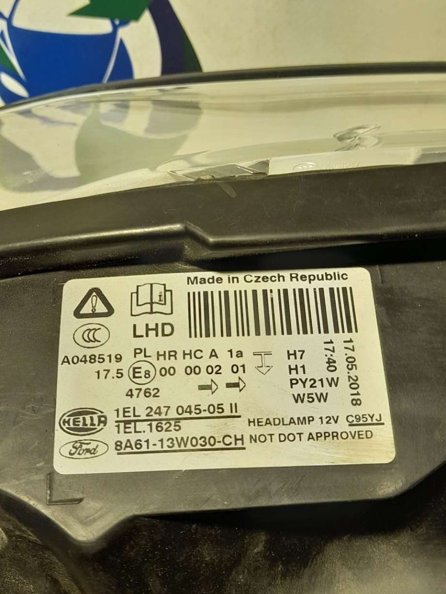 Frontlykt venstre halogen til Ford Fiesta 2008-2012 (Type VI, Fase 1)  (|8a6113w030ch)