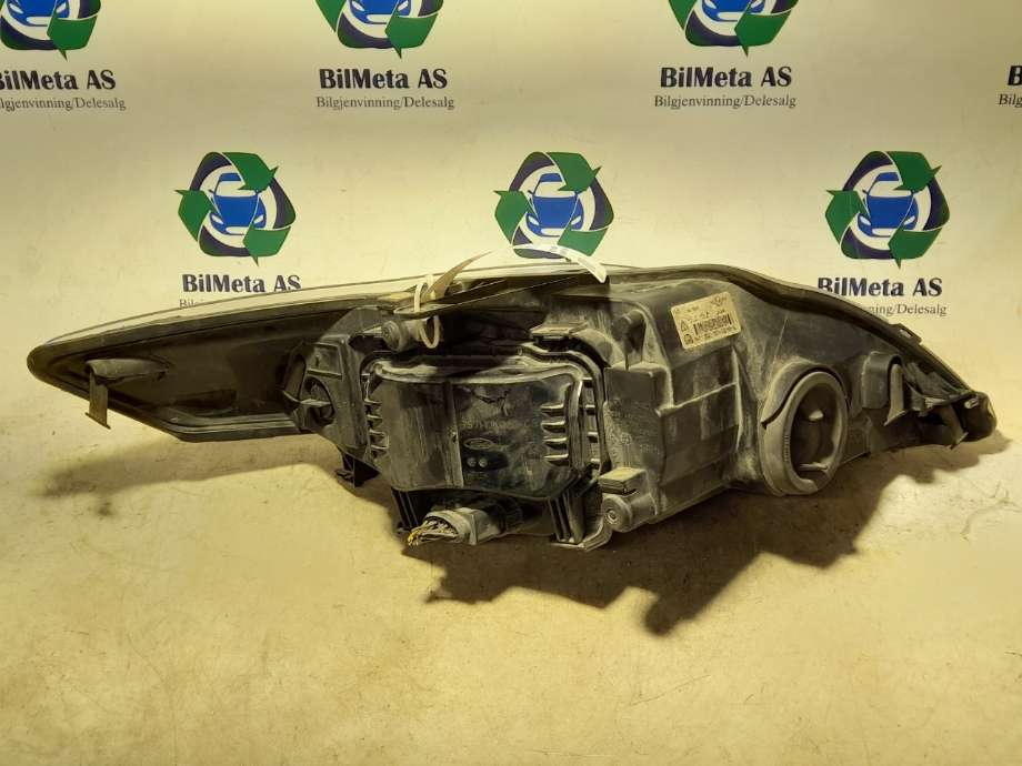 Frontlykt venstre xenon til Ford Mondeo 2007-2010 (Type IV, Fase 1) (|7s7113d155al)