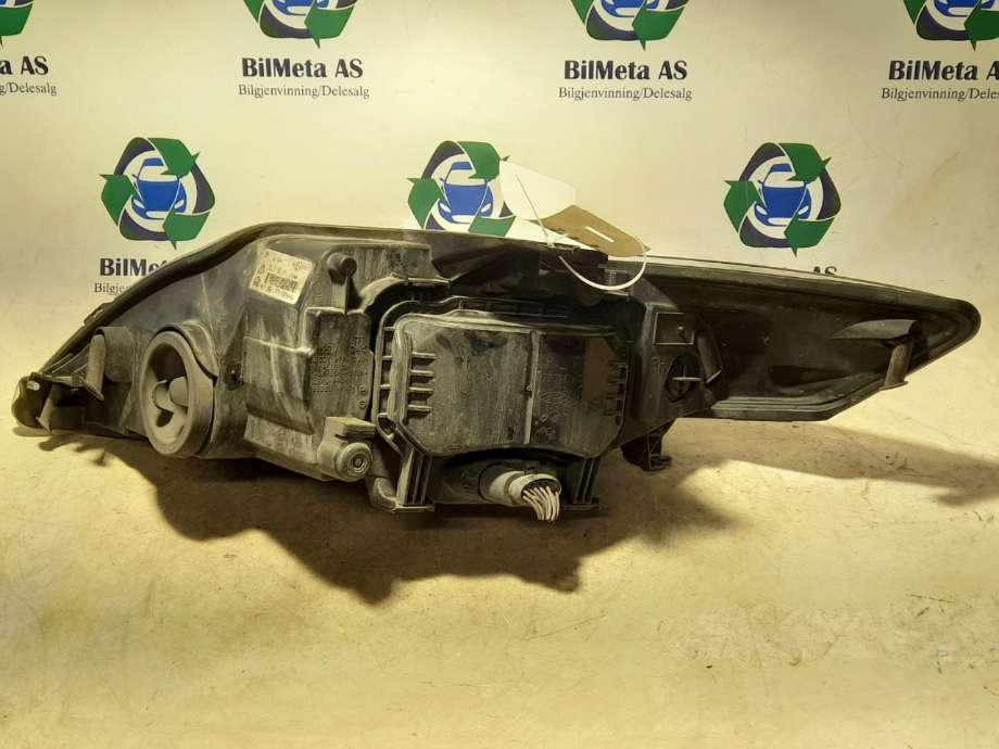 Frontlykt høyre xenon til Ford Mondeo 2007-2010 (Type IV, Fase 1) (|7s7113d154al)