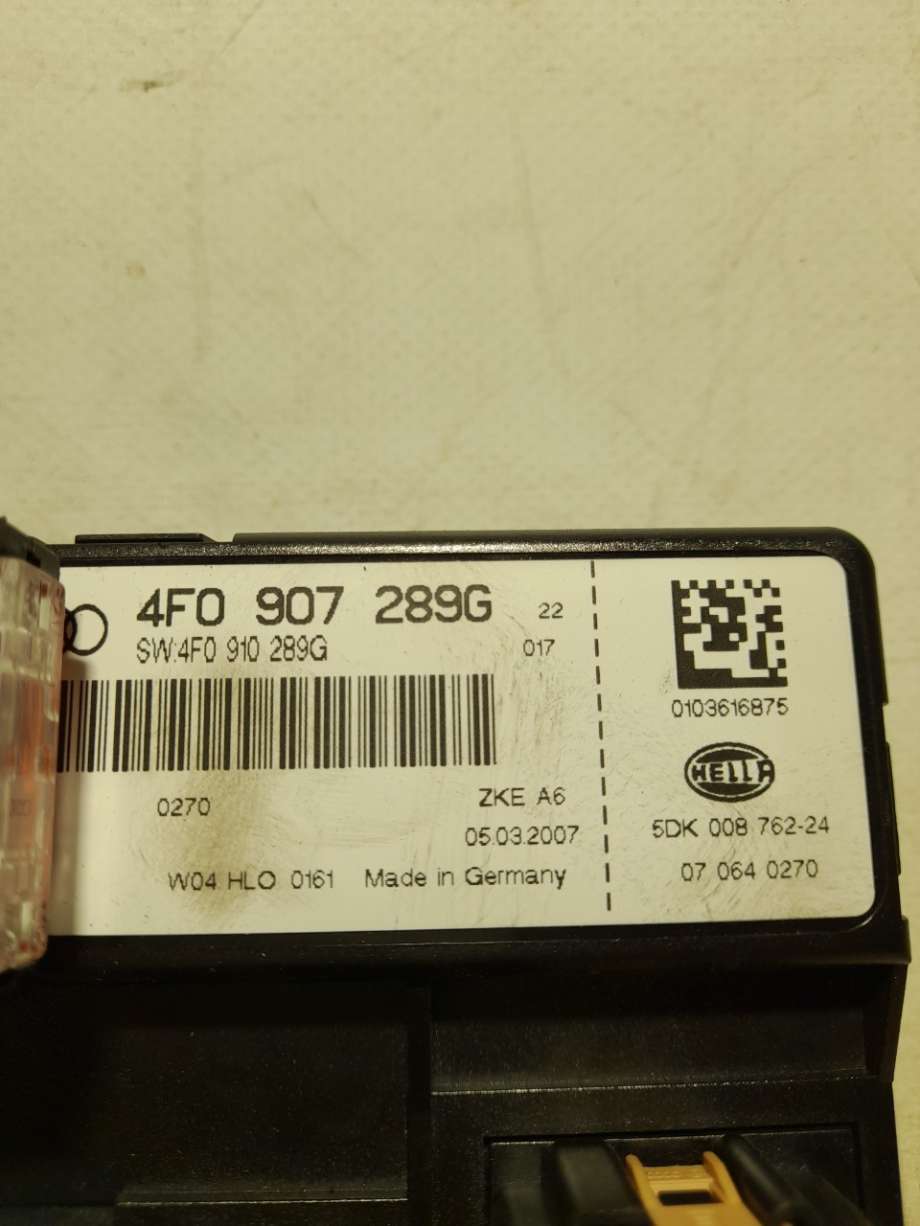Styreenhet klima/aircondition til Audi A6 2005-2008 (Type III, Fase 1) (C6) (C6) (|4f0907289g)