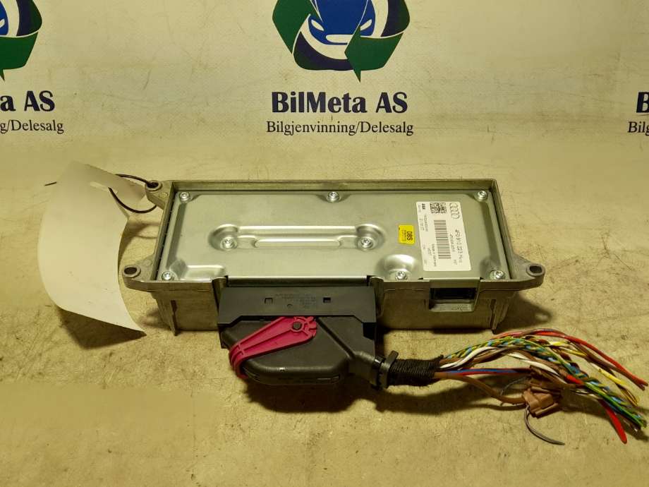 Bilstereo forsterker til Audi A6 2005-2008 (Type III, Fase 1) (C6) (C6) (|4f0910223h)