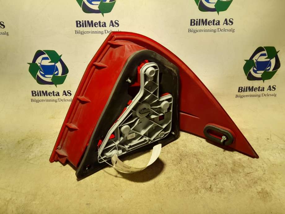 Baklykt venstre til Mercedes C-Klasse 2000-2004 (Fase 1) (W203) (W203) 