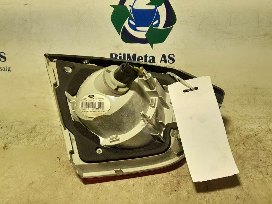 Baklykt høyre indre til Ford Kuga 2008-2012 (Type I)  (|8v4113a602ad)